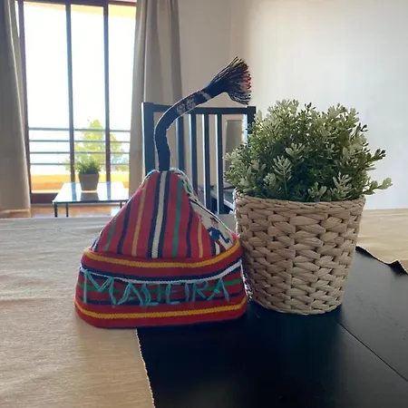 Flh Garajau Balcony With Pool شقة *